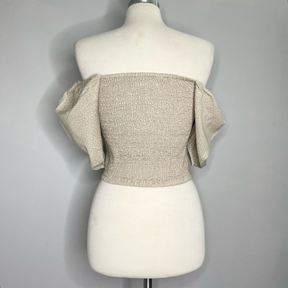 ABERCROMBIE & FITCH Polka Dot Off Shoulder Smocked Tube Top - Picture 3 of 9